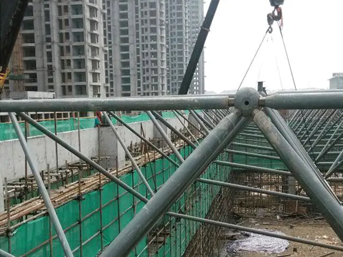 呼和浩特加油站网架安装